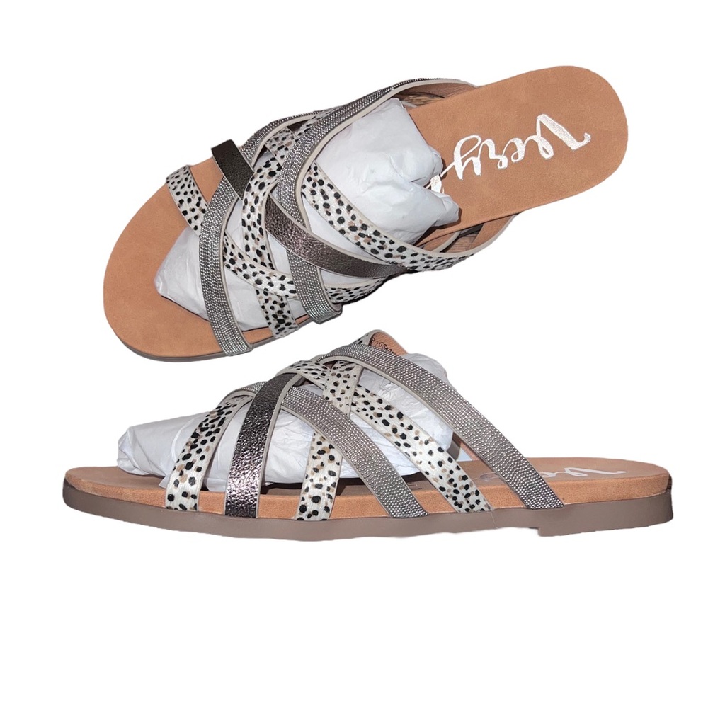 🌟NIB🌟 Very G Giselle Cream Strappy Slide Sandal